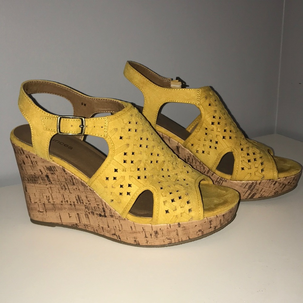 Yellow Wedges